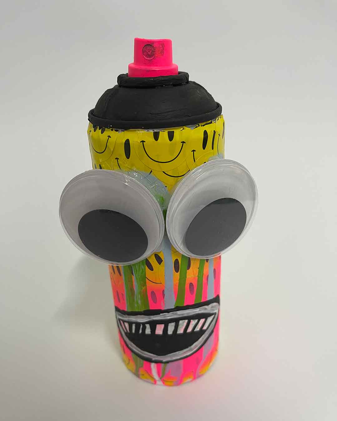 Big Eyes Spray Can Sculpture by Barrie J Davies 2023, Mixed media sculpture. 